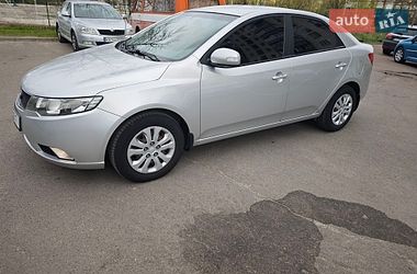 Седан Kia Cerato 2009 в Киеве