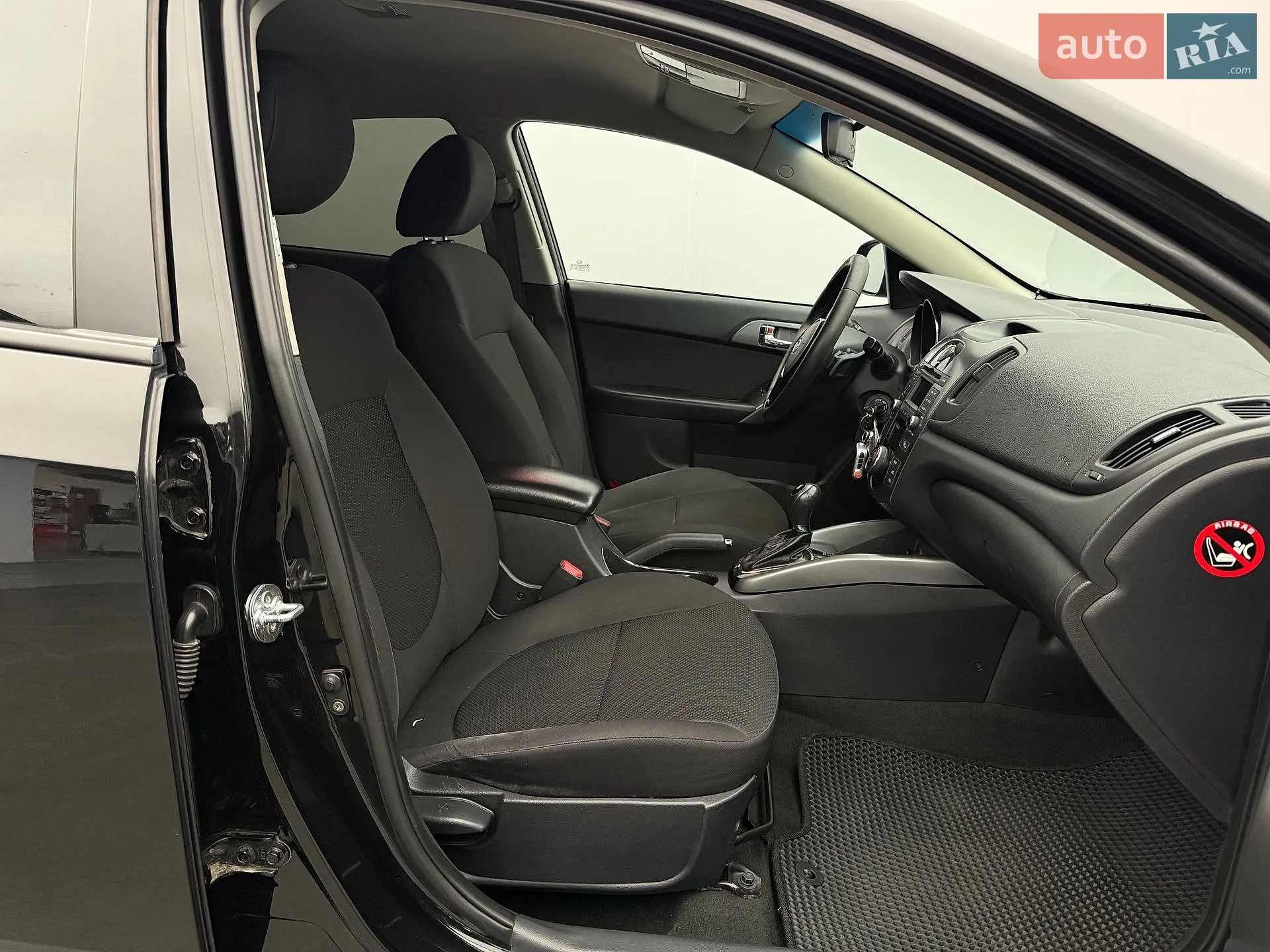 2012 Kia Cerato - мініатюра 9