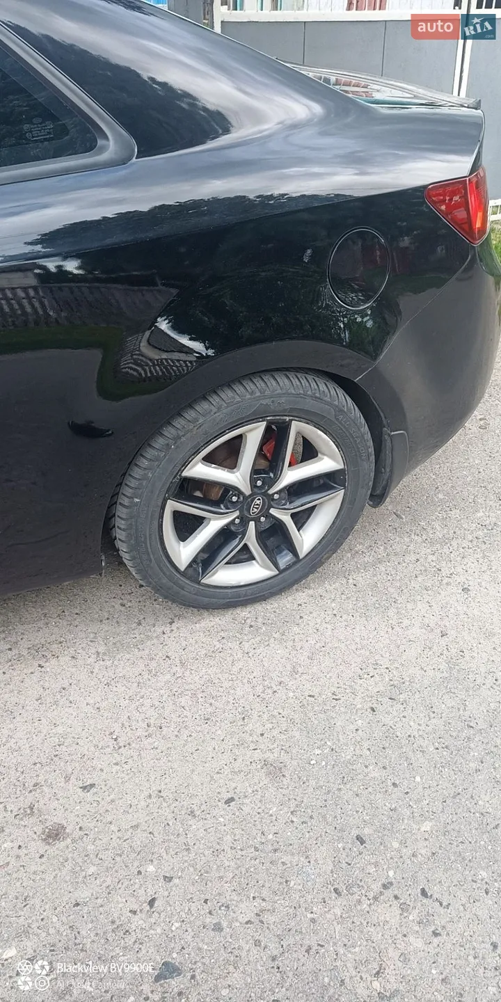 2011 Kia Cerato - мініатюра 2