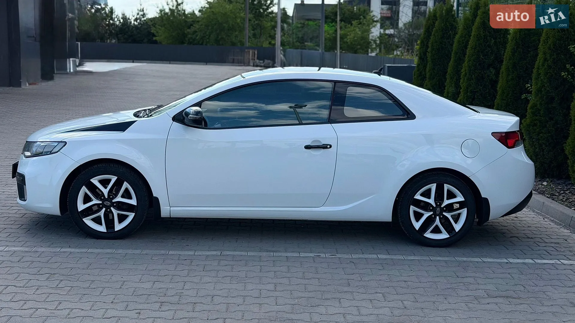 2010 Kia Cerato - мініатюра 4