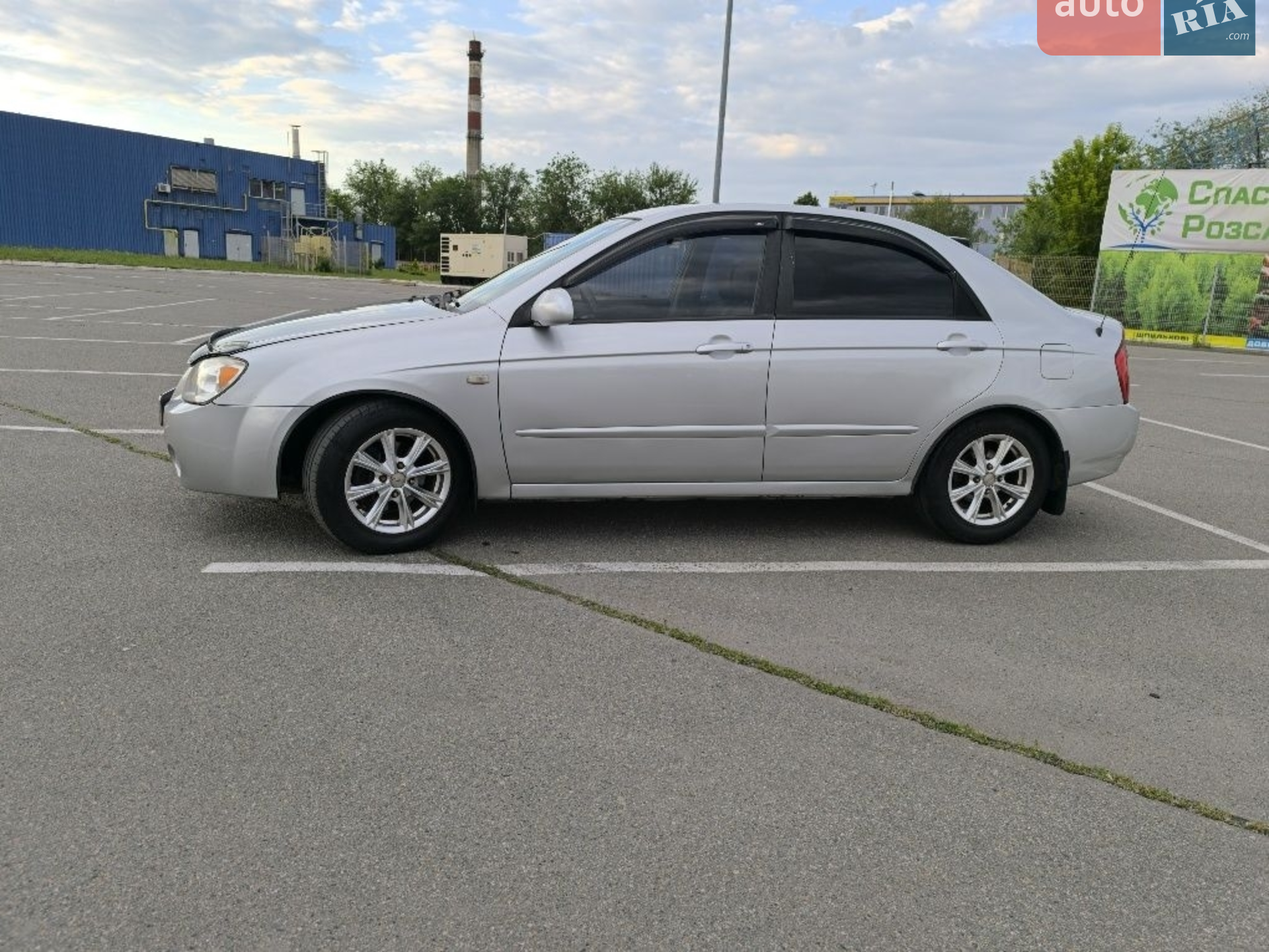 Kia Cerato 2005 VIN Y6LFE22225L000012 фото оголошення 2 з 16