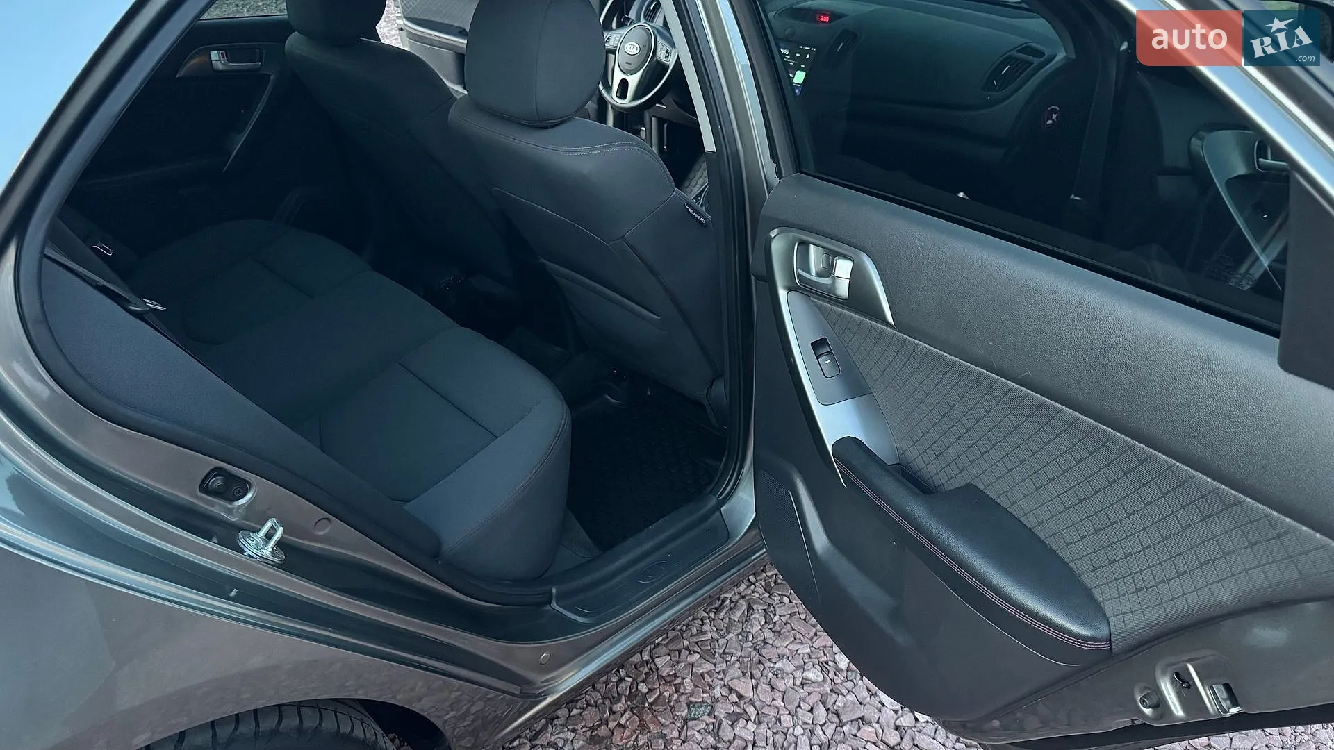 2011 Kia Cerato - мініатюра 30