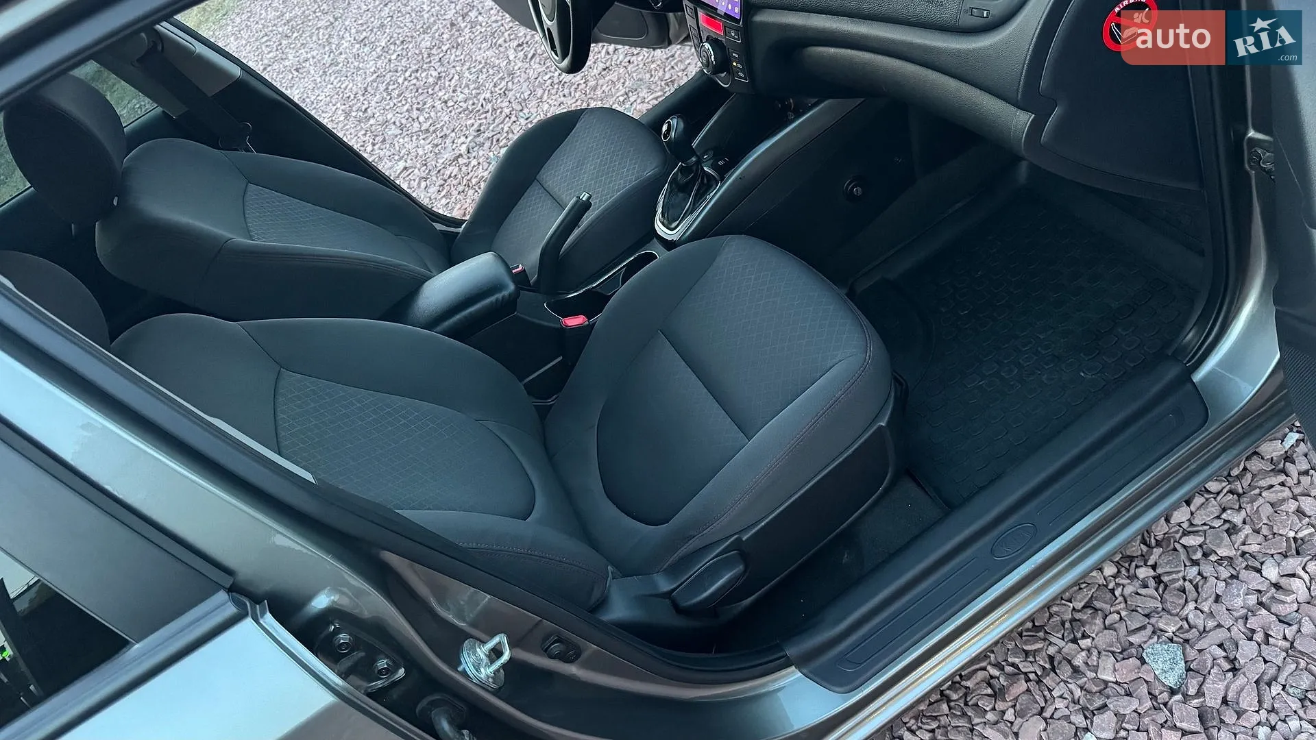2011 Kia Cerato - мініатюра 29