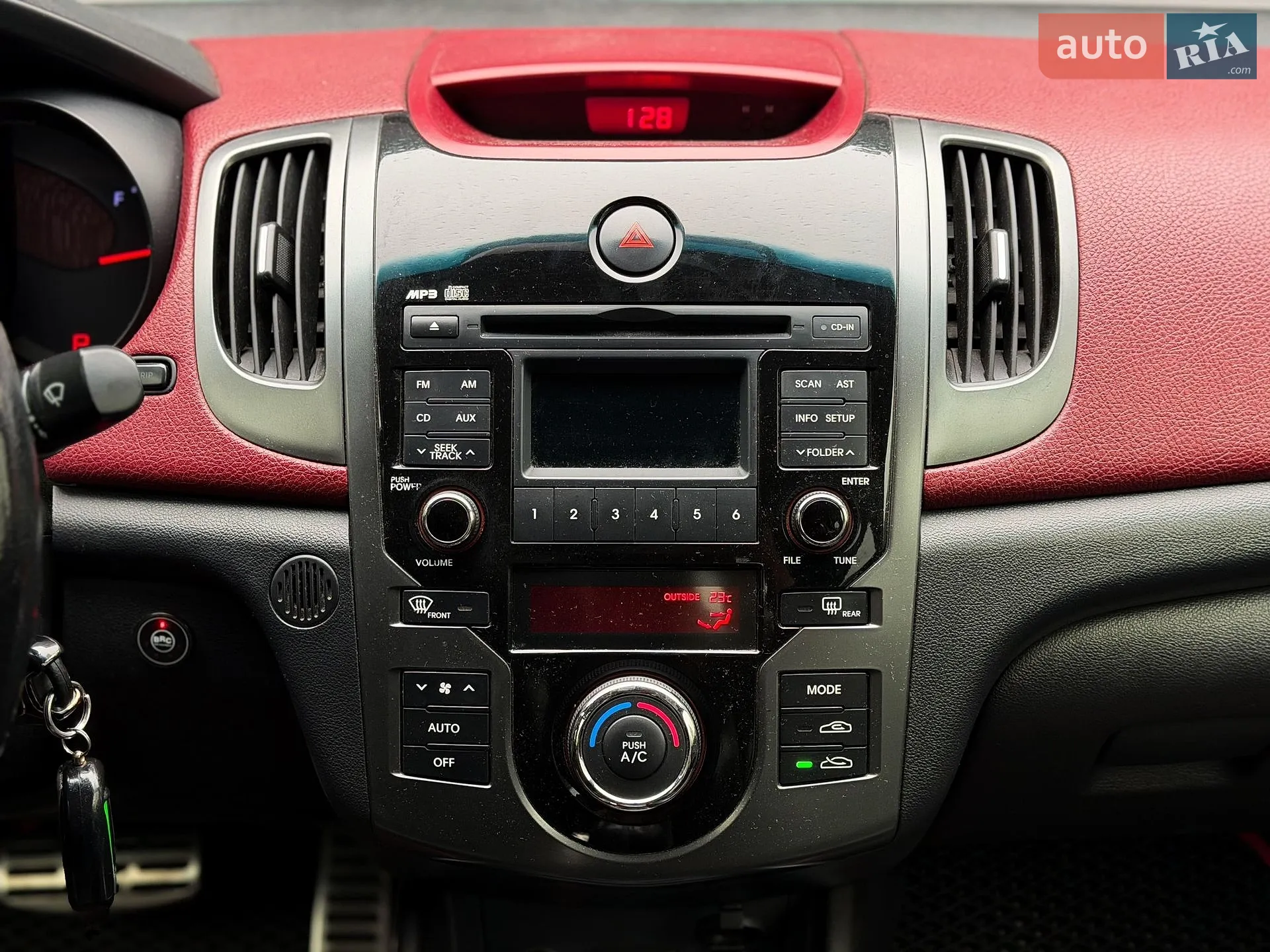 2011 Kia Cerato - мініатюра 17
