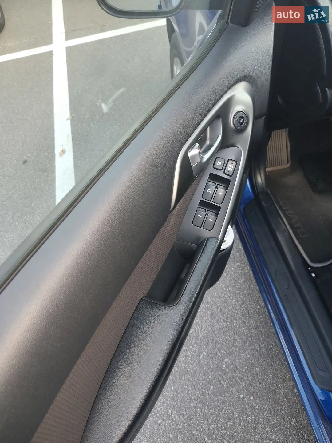 2010 Kia Cerato - мініатюра 5