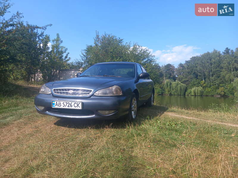 Седан Kia Clarus 1999 в Виннице