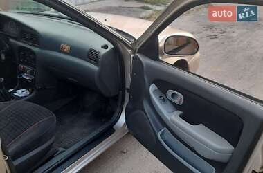 Седан Kia Clarus 1999 в Кропивницком