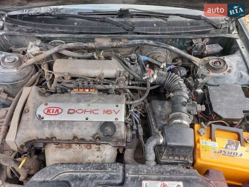 Седан Kia Clarus 1997 в Хорошеве