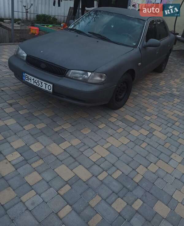 Седан Kia Clarus 1996 в 