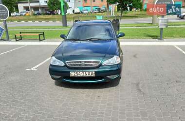 Седан Kia Clarus 1998 в Харькове