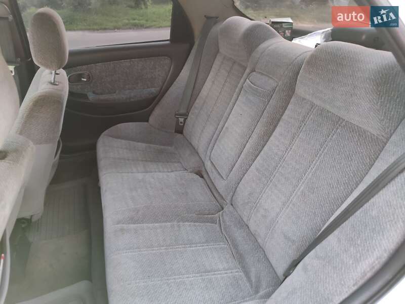 Універсал Kia Clarus 2000 в Чернігові