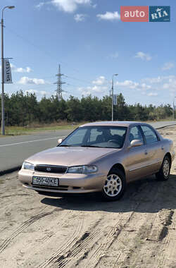 Седан Kia Clarus 1997 в Киеве