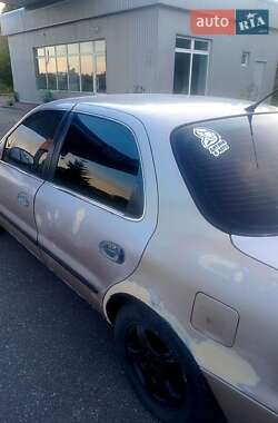 Седан Kia Clarus 1997 в 