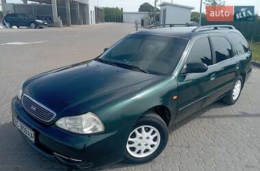 Универсал Kia Clarus 1999 в Городке