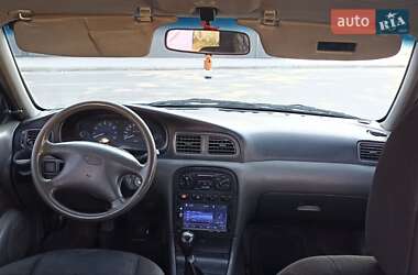 Седан Kia Clarus 1997 в 
