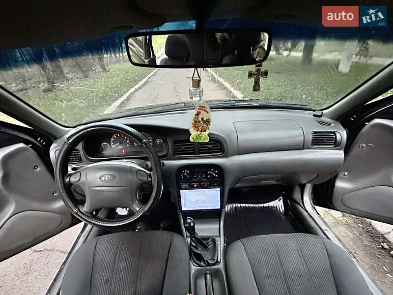 Седан Kia Clarus 1997 в Одессе