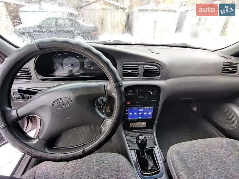 Седан Kia Clarus 1997 в Івано-Франківську
