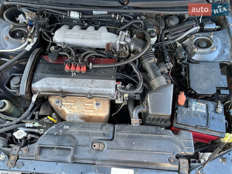 Седан Kia Clarus 1998 в Луцьку