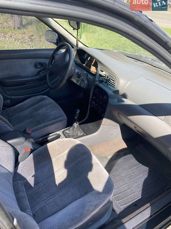 Седан Kia Clarus 1997 в Києві