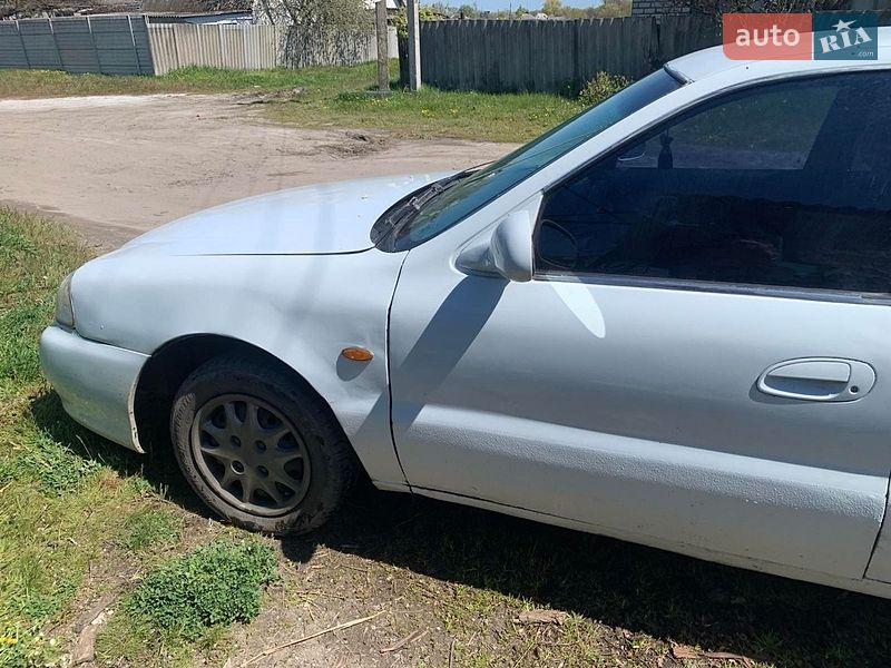 Седан Kia Clarus 1999 в Балаклее