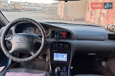 Седан Kia Clarus 1998 в Нетішині