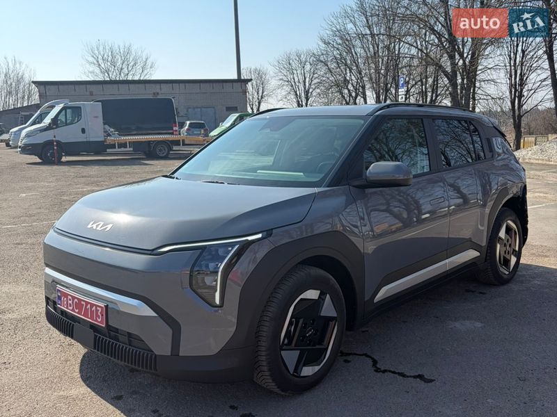 Позашляховик / Кросовер Kia EV3 2025 в Рівному
