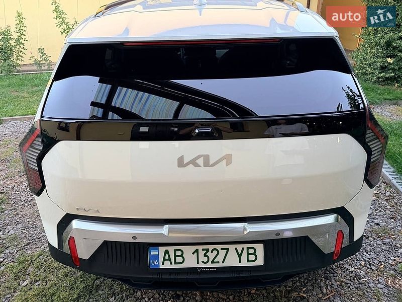 Позашляховик / Кросовер Kia EV3 2025 в Вінниці
