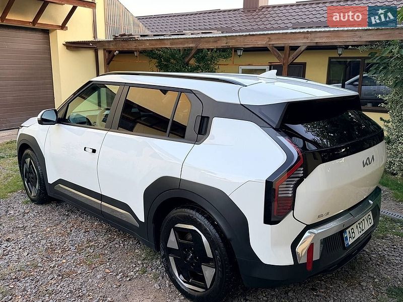 Позашляховик / Кросовер Kia EV3 2025 в Вінниці