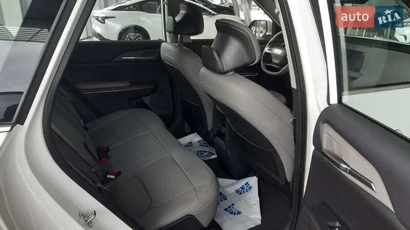 Позашляховик / Кросовер Kia EV5 2024 в Дніпрі