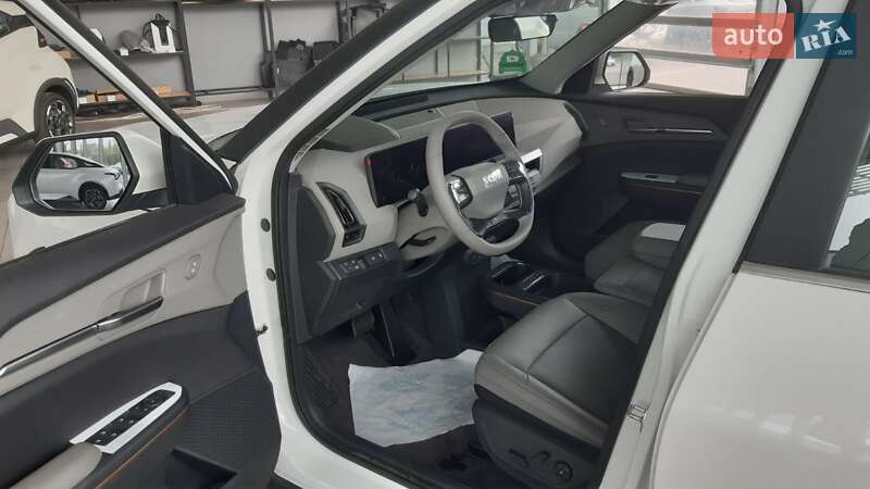 Позашляховик / Кросовер Kia EV5 2024 в Дніпрі