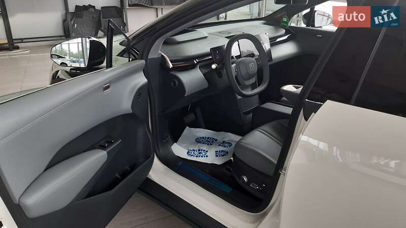 Позашляховик / Кросовер Kia EV5 2024 в Дніпрі