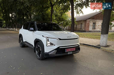 Внедорожник / Кроссовер Kia EV5 2024 в 