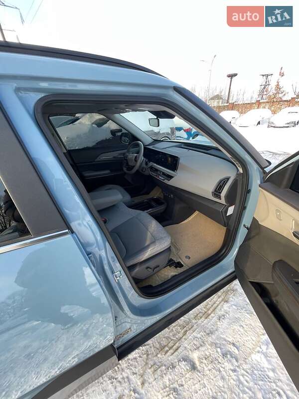 Внедорожник / Кроссовер Kia EV5 2024 в Львове