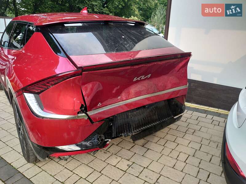Внедорожник / Кроссовер Kia EV6 2022 в Бориславе