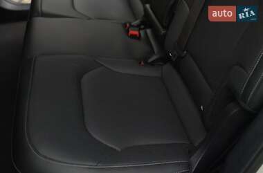 Внедорожник / Кроссовер Kia EV6 2022 в 