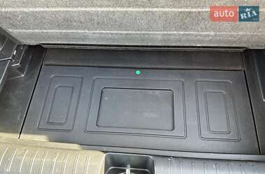 Внедорожник / Кроссовер Kia EV6 2022 в 