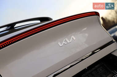 Внедорожник / Кроссовер Kia EV6 2022 в 