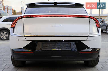 Внедорожник / Кроссовер Kia EV6 2022 в 