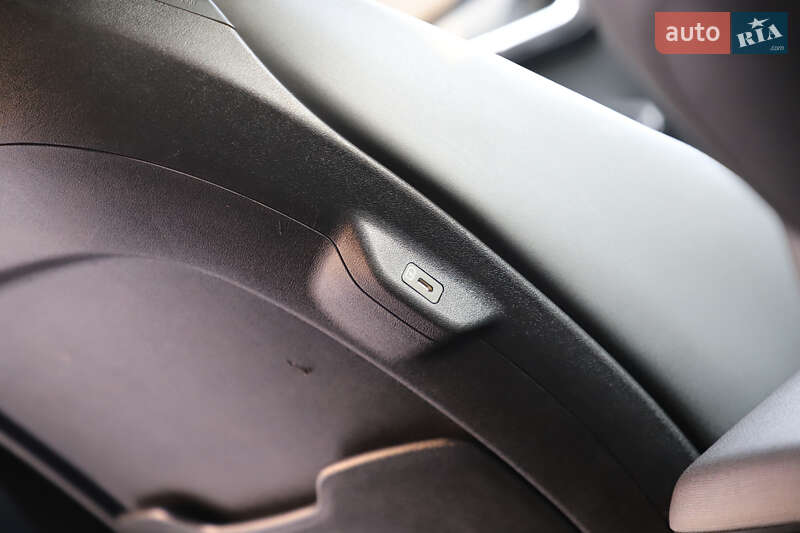 Внедорожник / Кроссовер Kia EV6 2022 в Дрогобыче