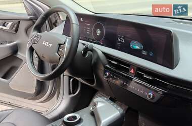 Позашляховик / Кросовер Kia EV6 2023 в 