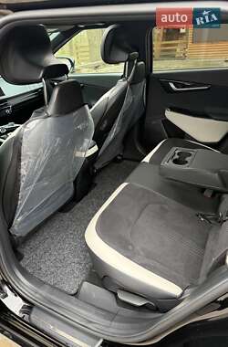 Внедорожник / Кроссовер Kia EV6 2022 в 