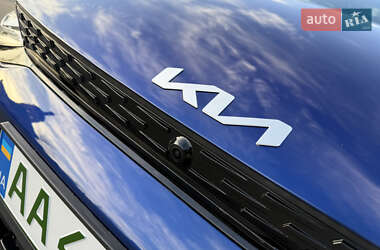 Позашляховик / Кросовер Kia EV6 2024 в 