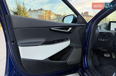 Позашляховик / Кросовер Kia EV6 2024 в 