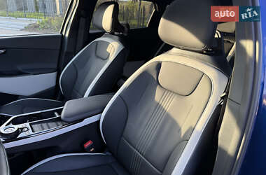 Позашляховик / Кросовер Kia EV6 2024 в 