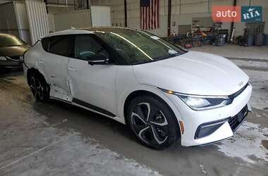 Позашляховик / Кросовер Kia EV6 2024 в 