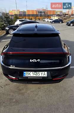 Позашляховик / Кросовер Kia EV6 2023 в 
