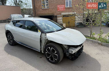 Внедорожник / Кроссовер Kia EV6 2022 в 