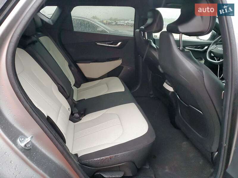 Внедорожник / Кроссовер Kia EV6 2024 в Киеве