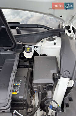 Позашляховик / Кросовер Kia EV6 2022 в 