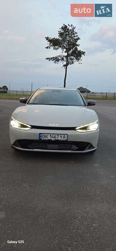 Внедорожник / Кроссовер Kia EV6 2021 в Сарнах